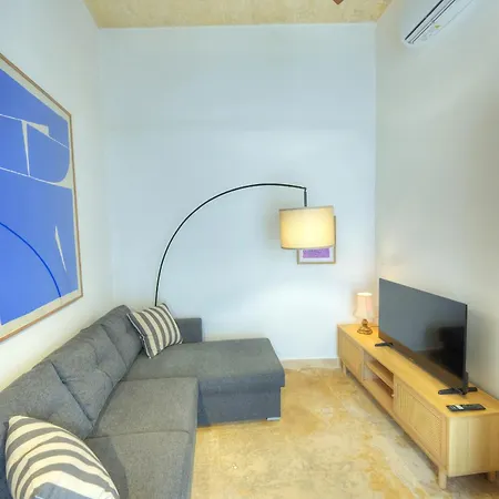 Sumptuous Townhouse With Roof Terrace Agal1-1