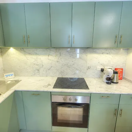 Sumptuous Townhouse With Roof Terrace Agal1-1 Birgu