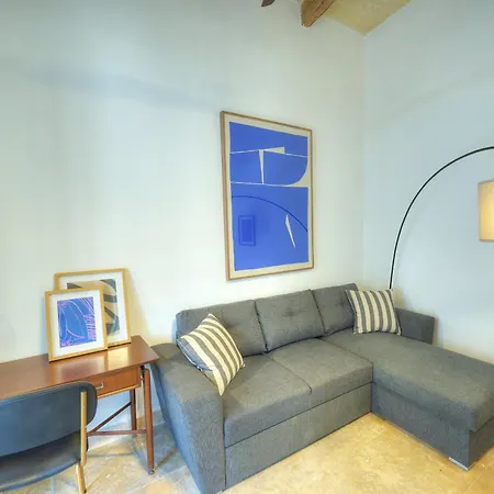 Sumptuous Townhouse With Roof Terrace Agal1-1 Vittoriosa